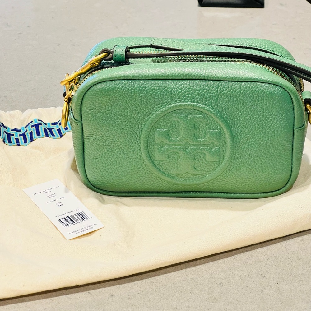 Tory Burch Mint Perry Bombe Camara Bag